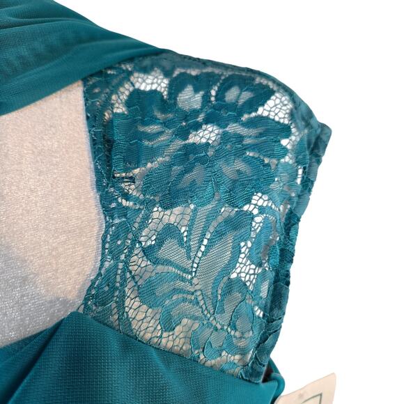 NWT Womens Fiesta Semi Formal Dress M Medium Fits Like S Small Party Junior Prom - Picture 3 of 10